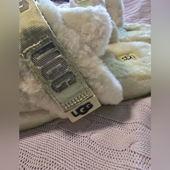 Ugg Fluff it slides - Picture 3 of 7